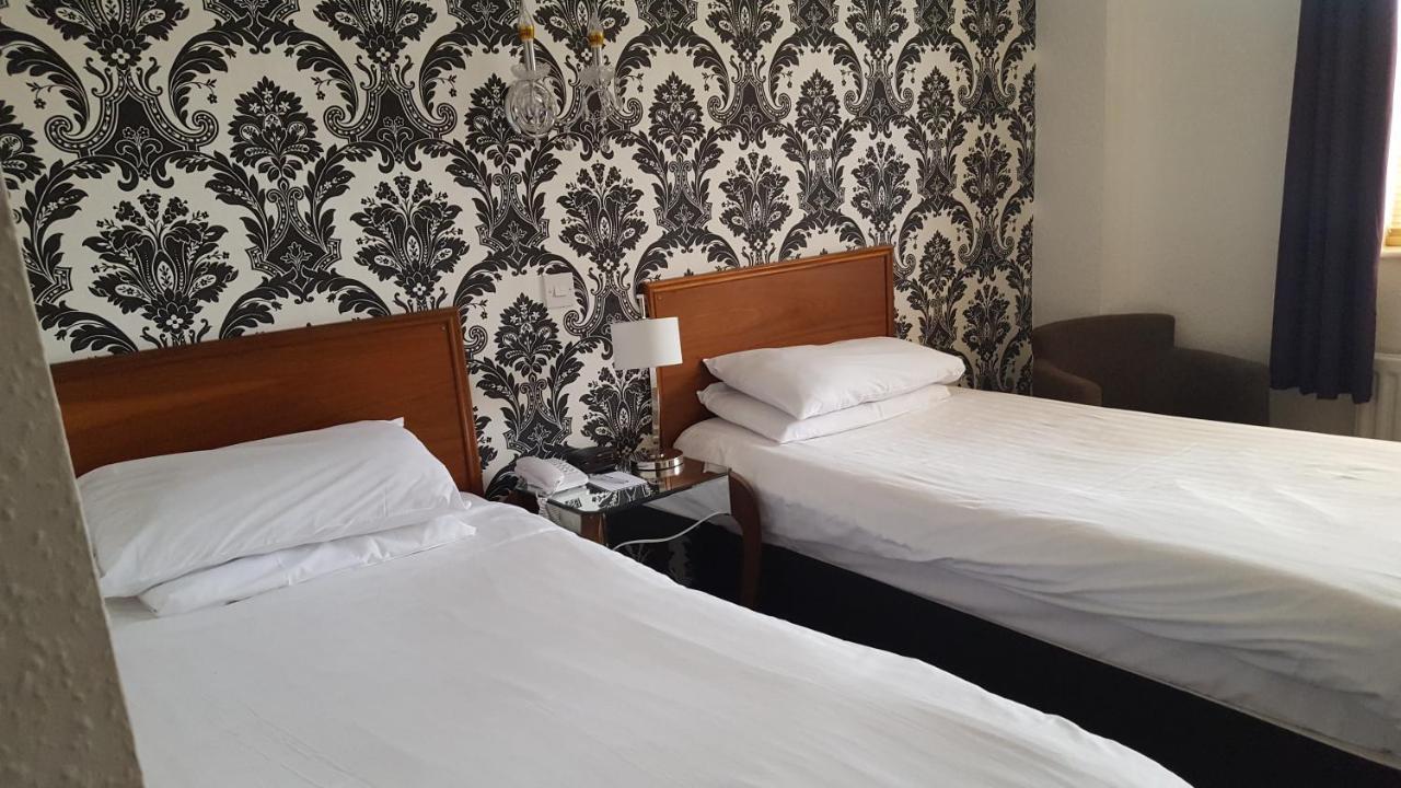 Barons Court Hotel Walsall Exteriér fotografie